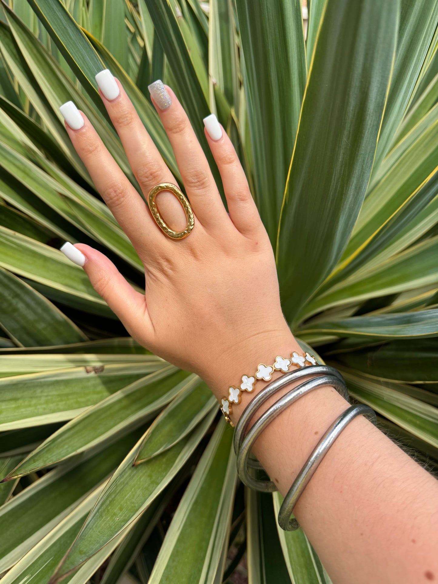Bracelet jonc bouddhiste argenté