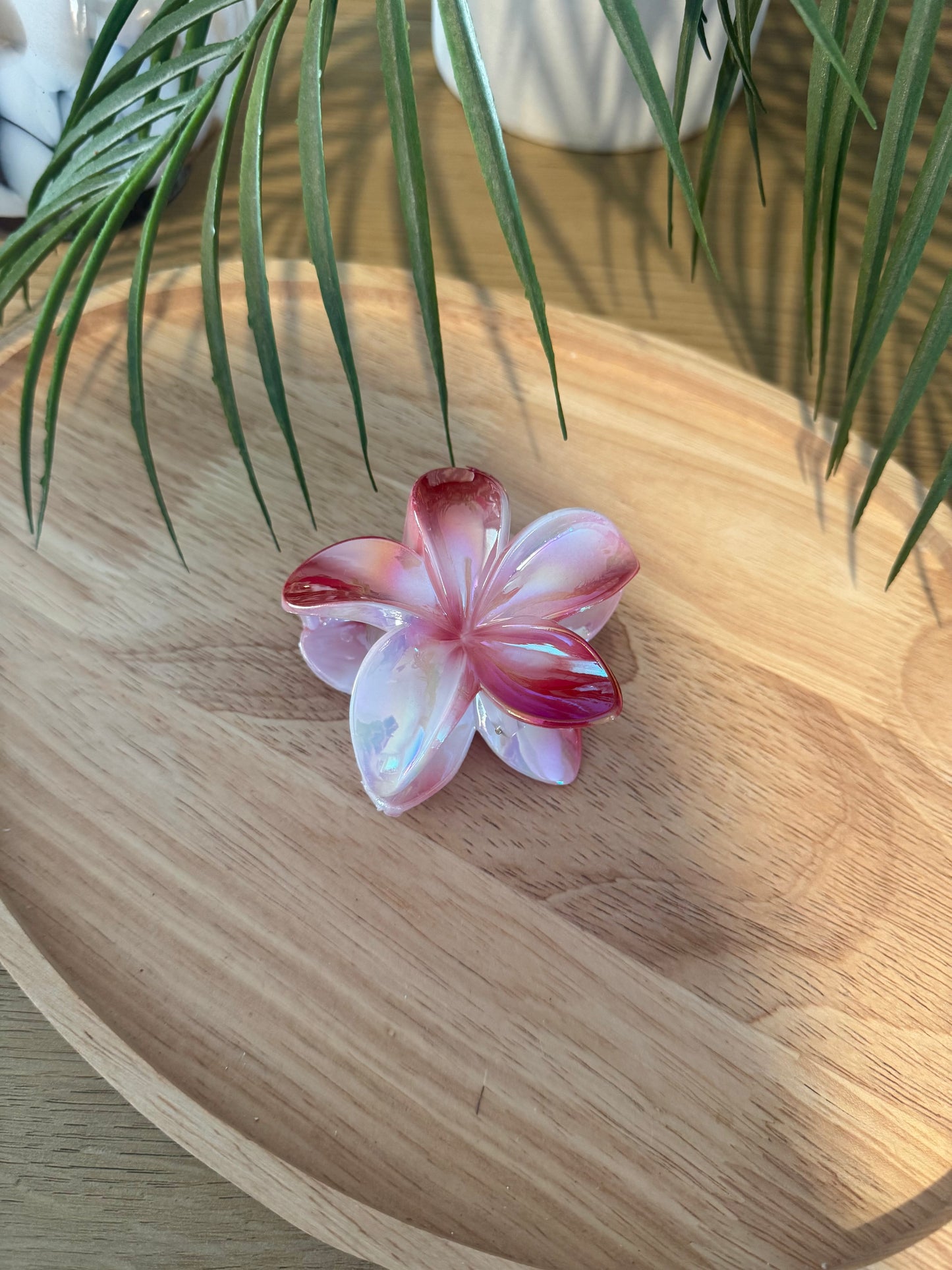 Pince à cheveux fleur bordeaux blanc