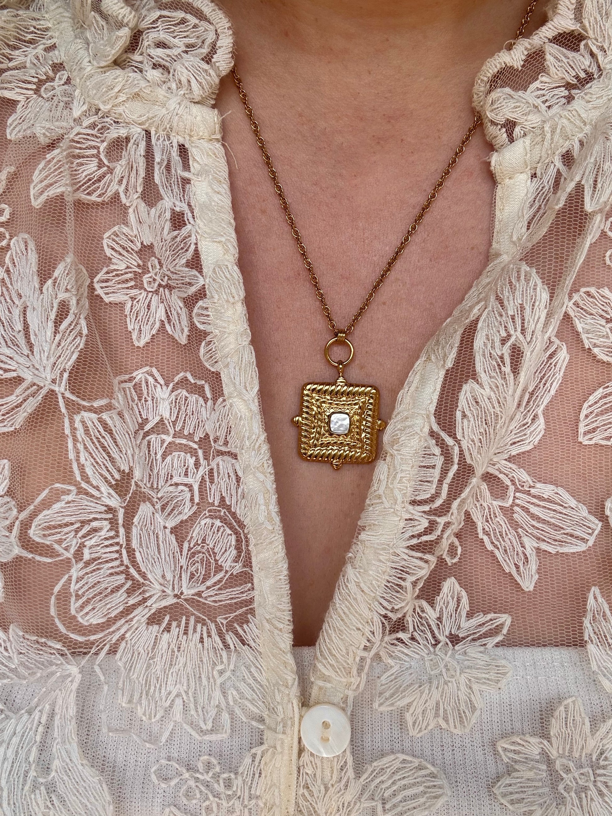 Collier Kahina blanc