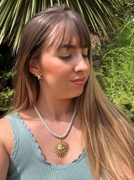 Collier Victoria 