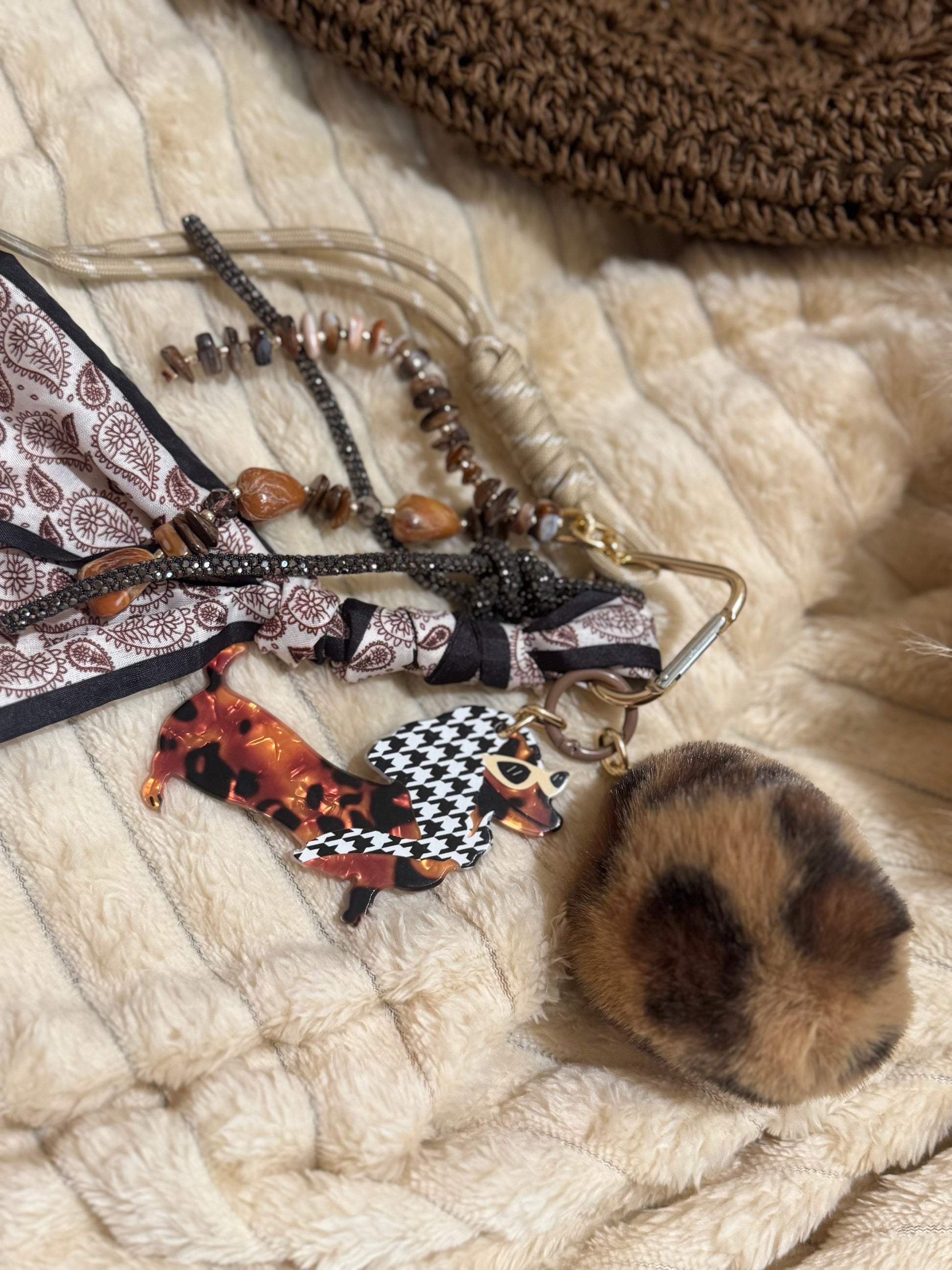 Grigri de sac pompon peluche