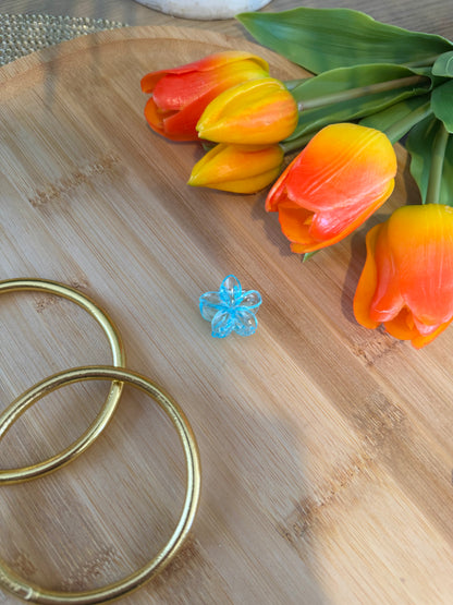 Mini pince à cheveux fleur bleu